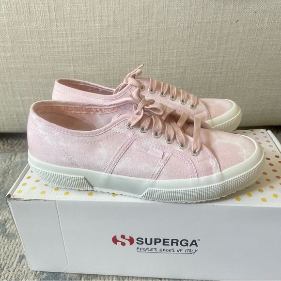 ❤️ HP ❤️ Superga Tie-Dye Pink Classic Sneakers - Picture 7 of 10